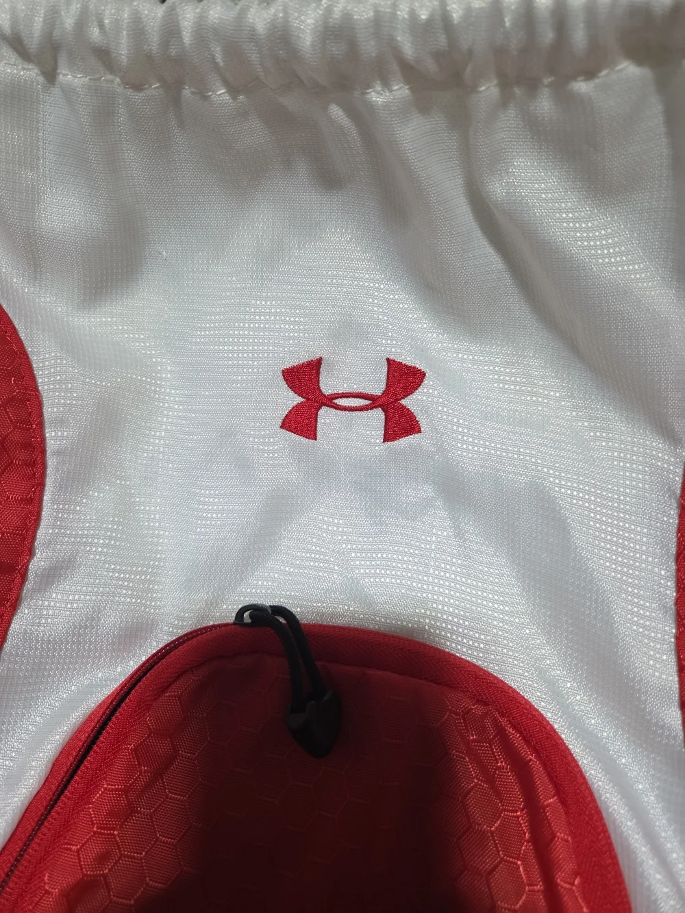 Under Armour draw string